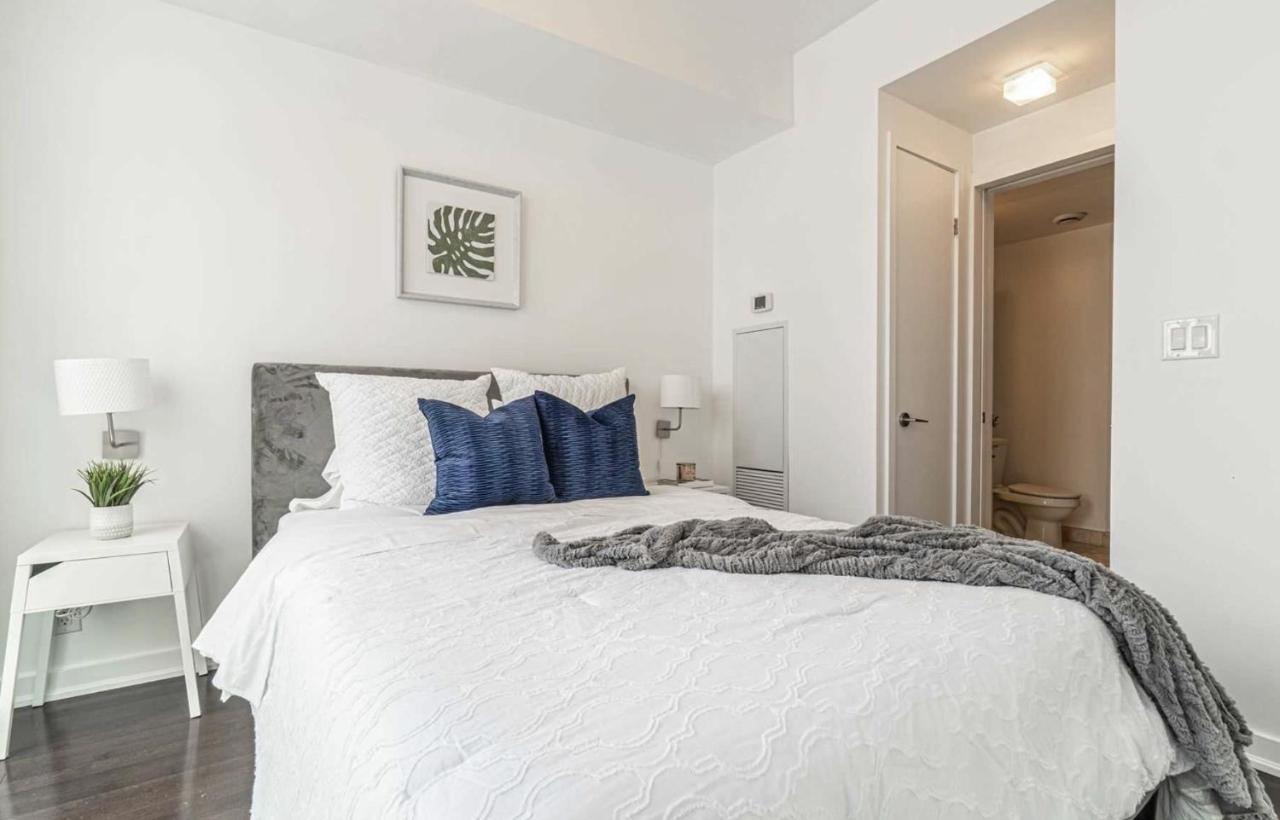 Central Condo In The Heart Of Τορόντο Εξωτερικό φωτογραφία