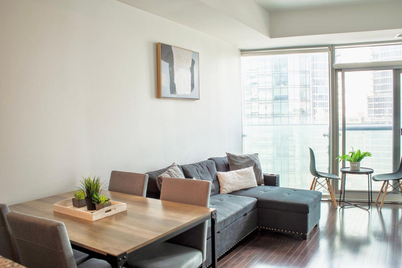 Central Condo In The Heart Of Τορόντο Εξωτερικό φωτογραφία