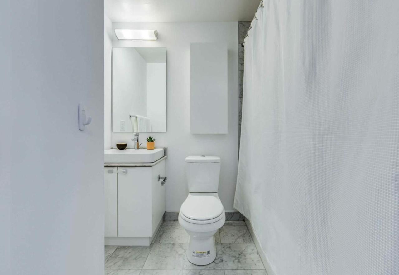 Central Condo In The Heart Of Τορόντο Εξωτερικό φωτογραφία