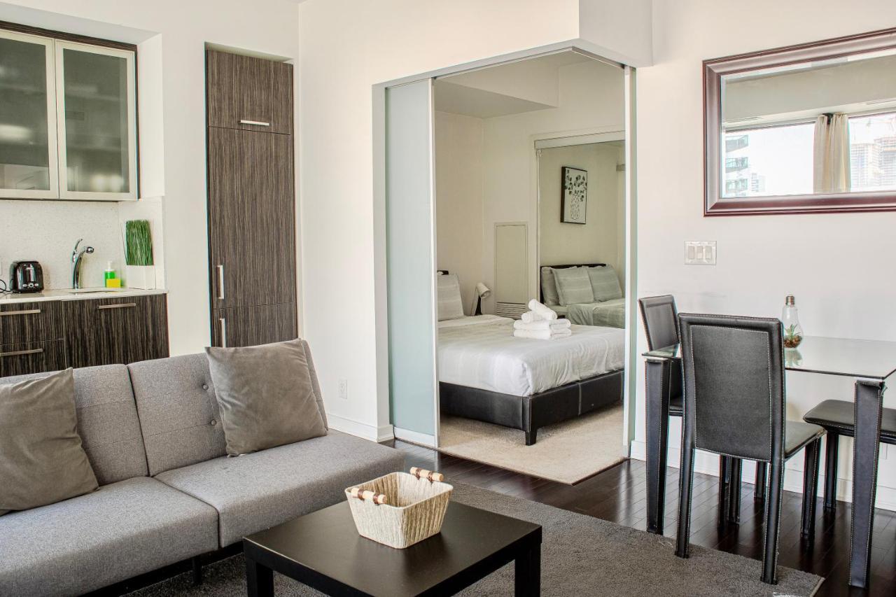 Central Condo In The Heart Of Τορόντο Εξωτερικό φωτογραφία